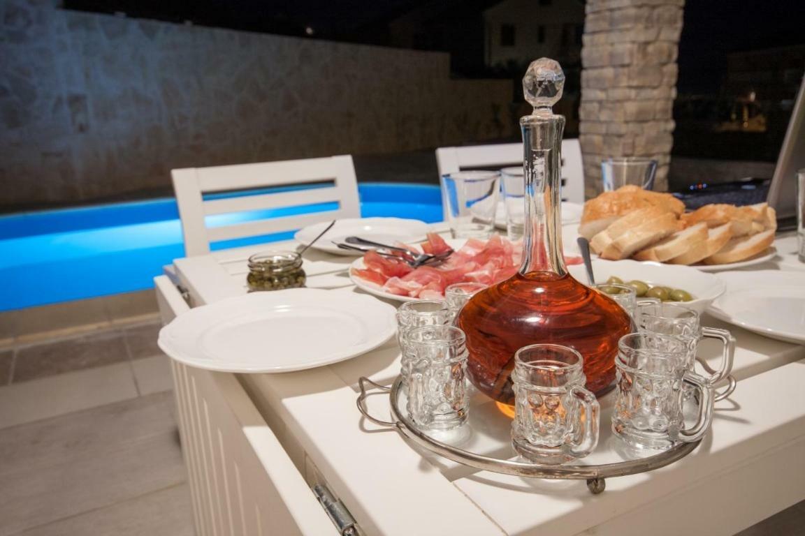 Vila House Sunny Rock Baška Pokoj fotografie
